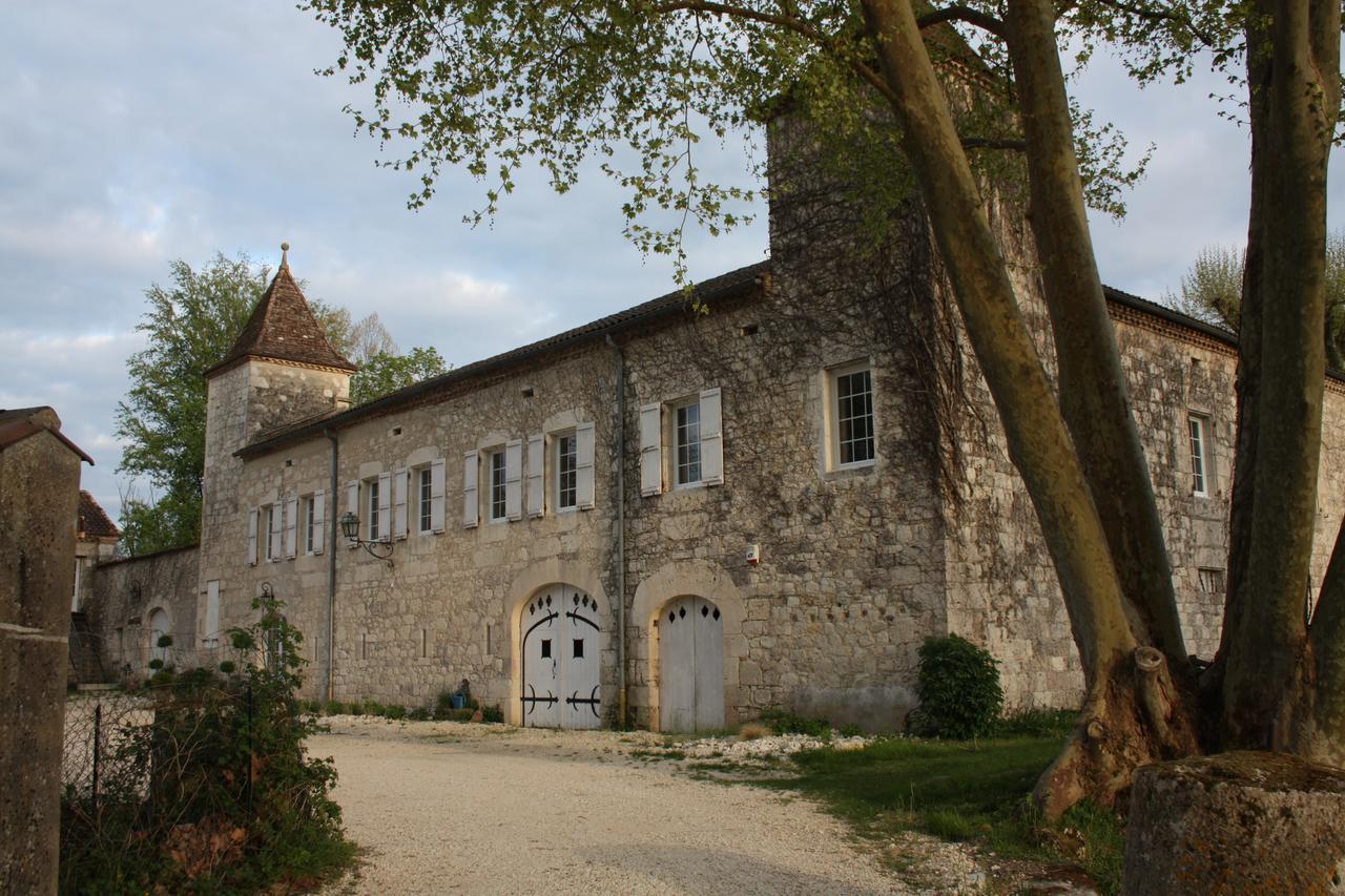 Moulin De Jouenery Et Spa Brassac  Exteriör bild